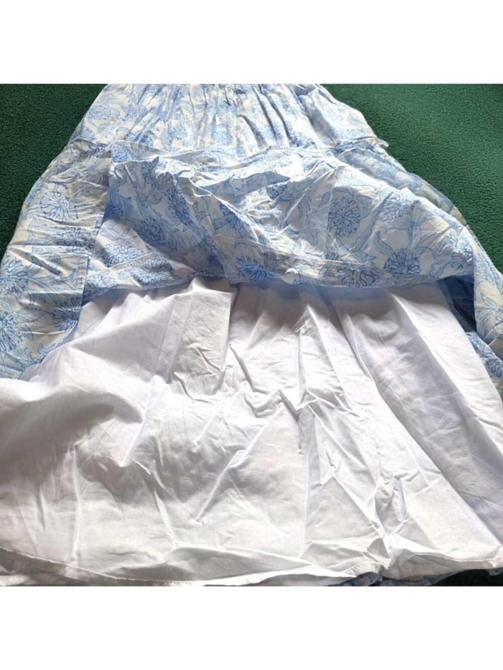 J. Marie Womens Maxi Dress Sz M Blue & White Floral Smocked Maxi 100% Cotton EUC - Picture 9 of 10